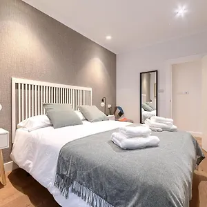 https://lersundi-chic-stay.sansebastianhotels.net