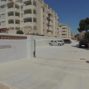 https://la-ventana-de-puerto-marina.1costadelsol.com